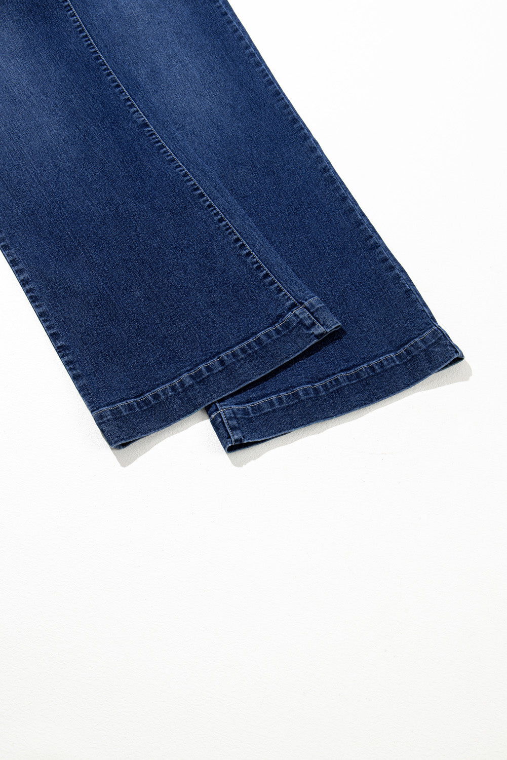 Medium Wash High Waist Wide Leg Patch Pocket Jeans – Relaxed Everyday Denim