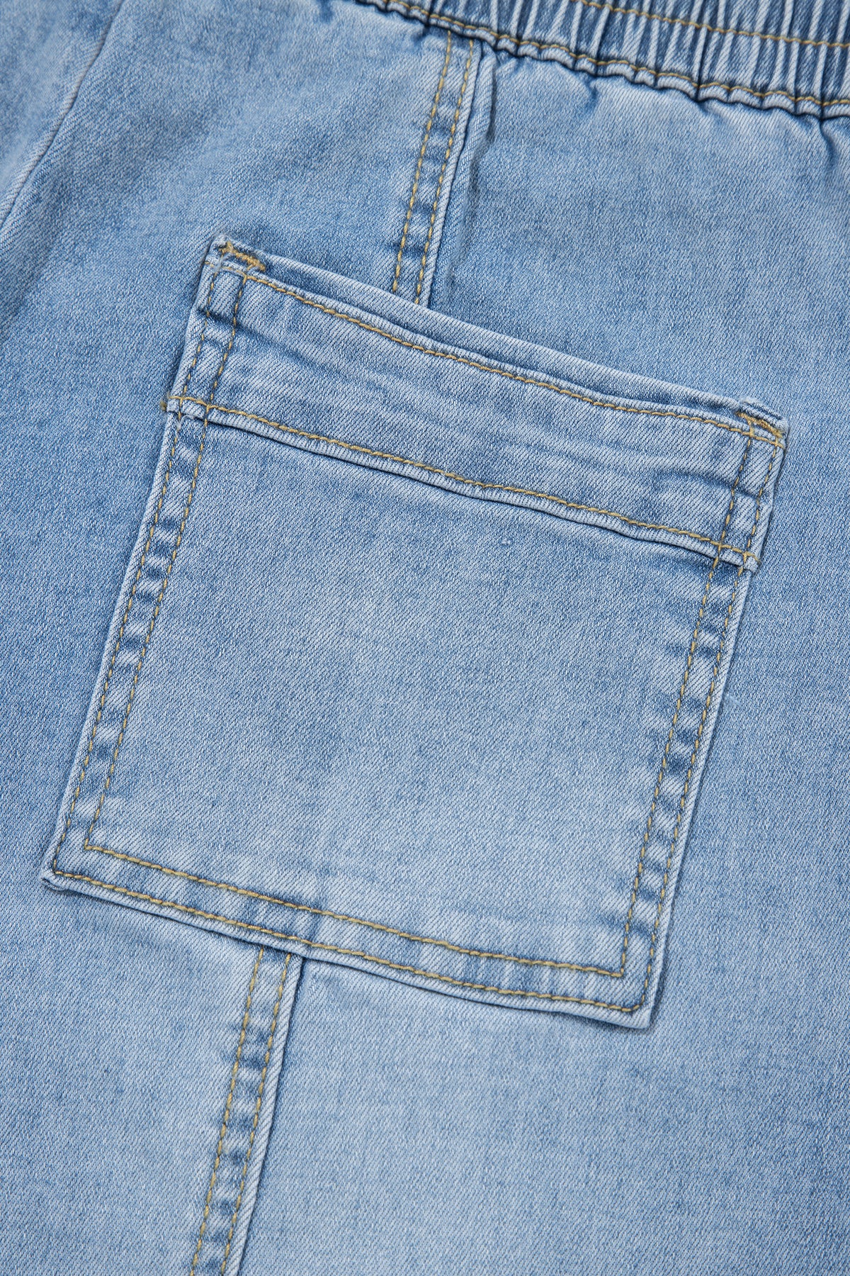 Light Wash Drawstring Wide Leg Jeans – High Rise Patch Pocket Denim