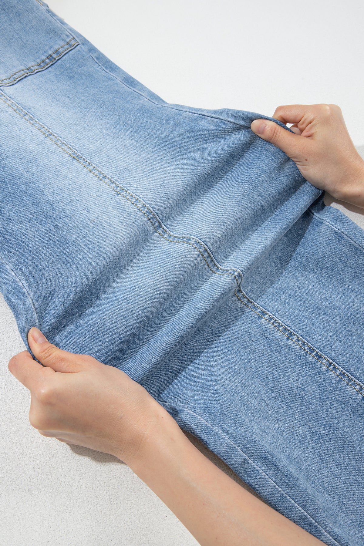 Light Wash Drawstring Wide Leg Jeans – High Rise Patch Pocket Denim