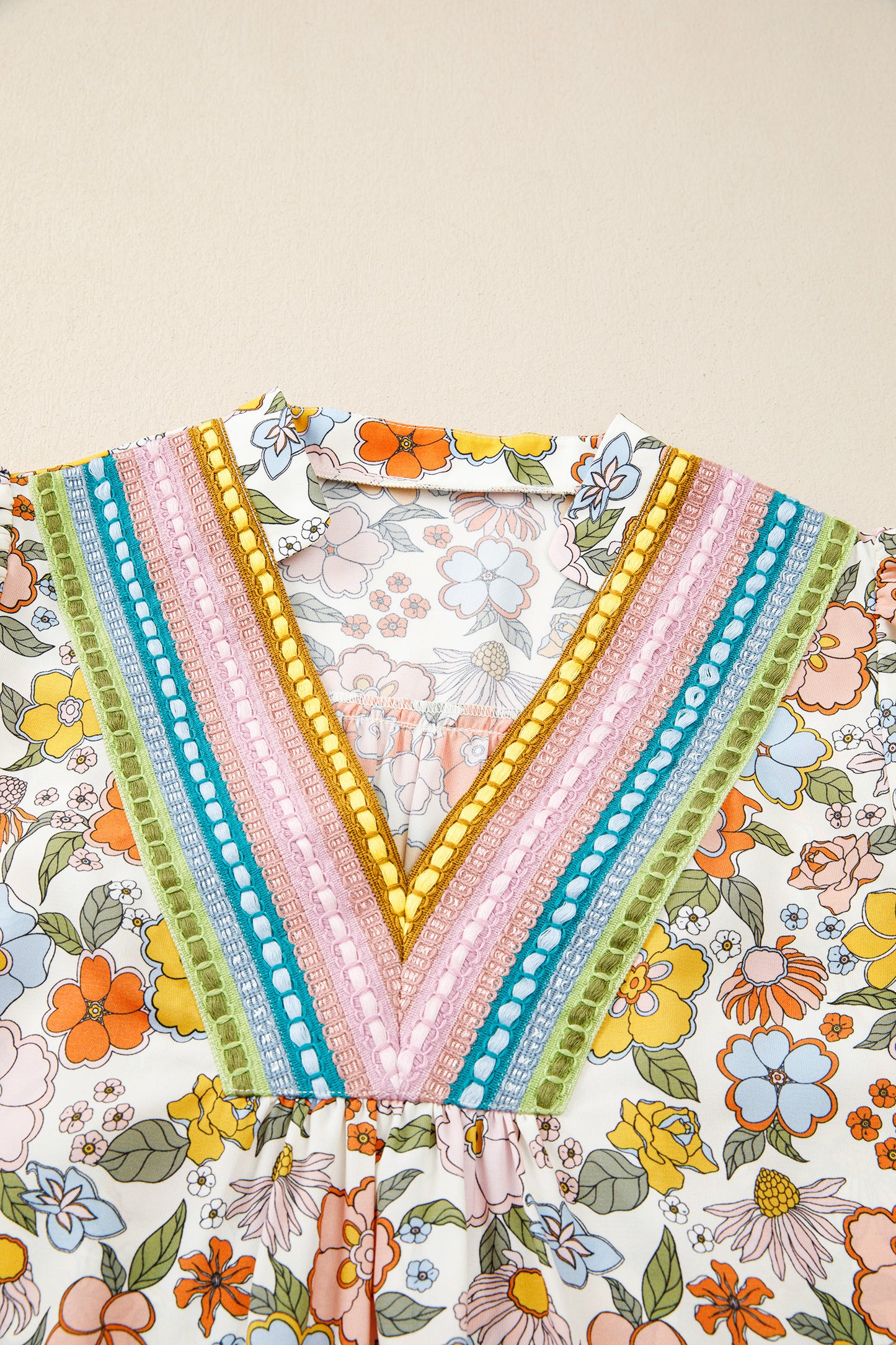 Multicolor Trim Floral V-Neck Blouse – Boho Puff Sleeve Top