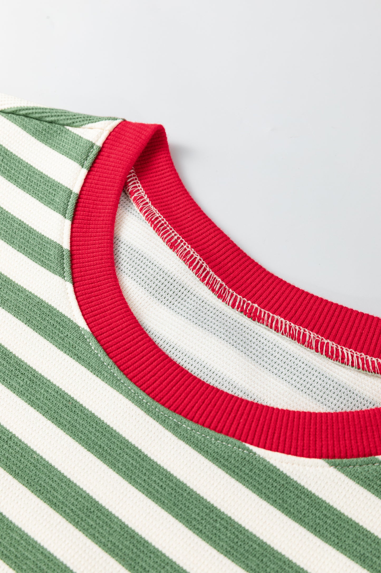 Striped Puff Sleeve Blouse – Casual Contrast Trim Everyday Top