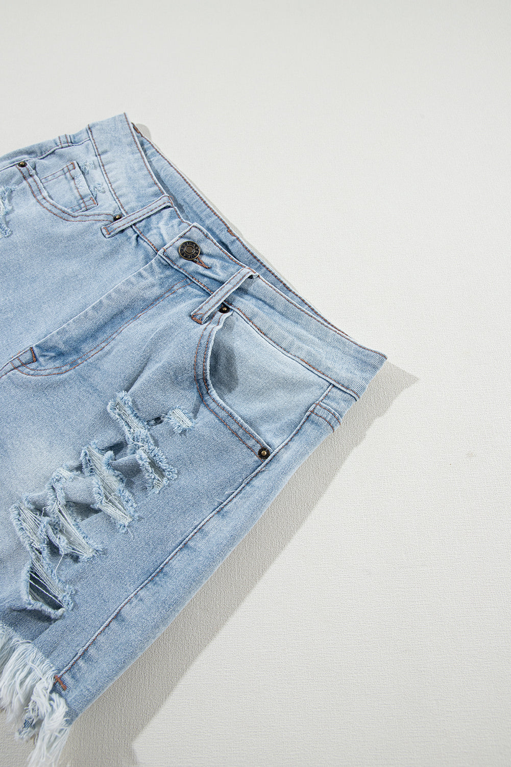 Distressed Frayed Hem Denim Shorts – High Rise Casual Summer Bottoms