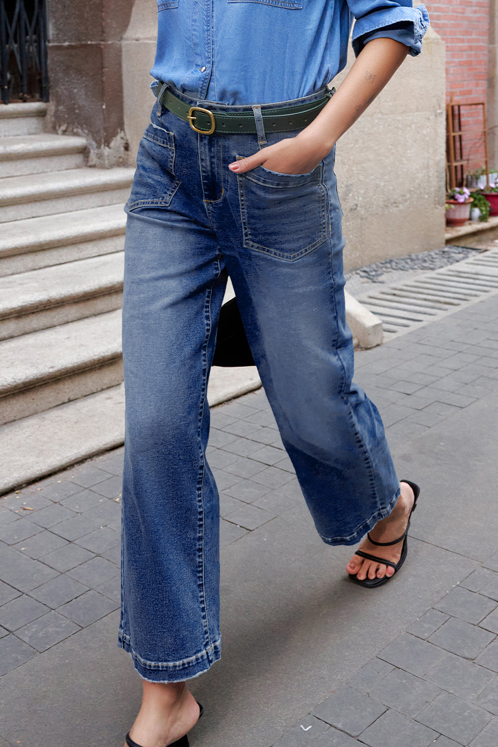 Patch Pocket Wide-Leg Everyday Denim Jeans
