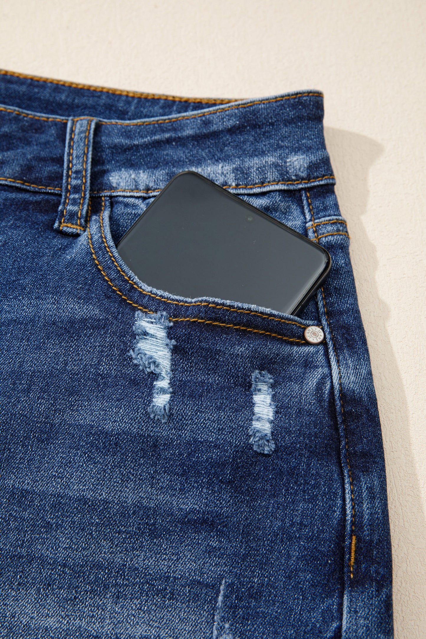 Distressed Frayed Hem Denim Shorts – Casual Everyday Boutique Shorts